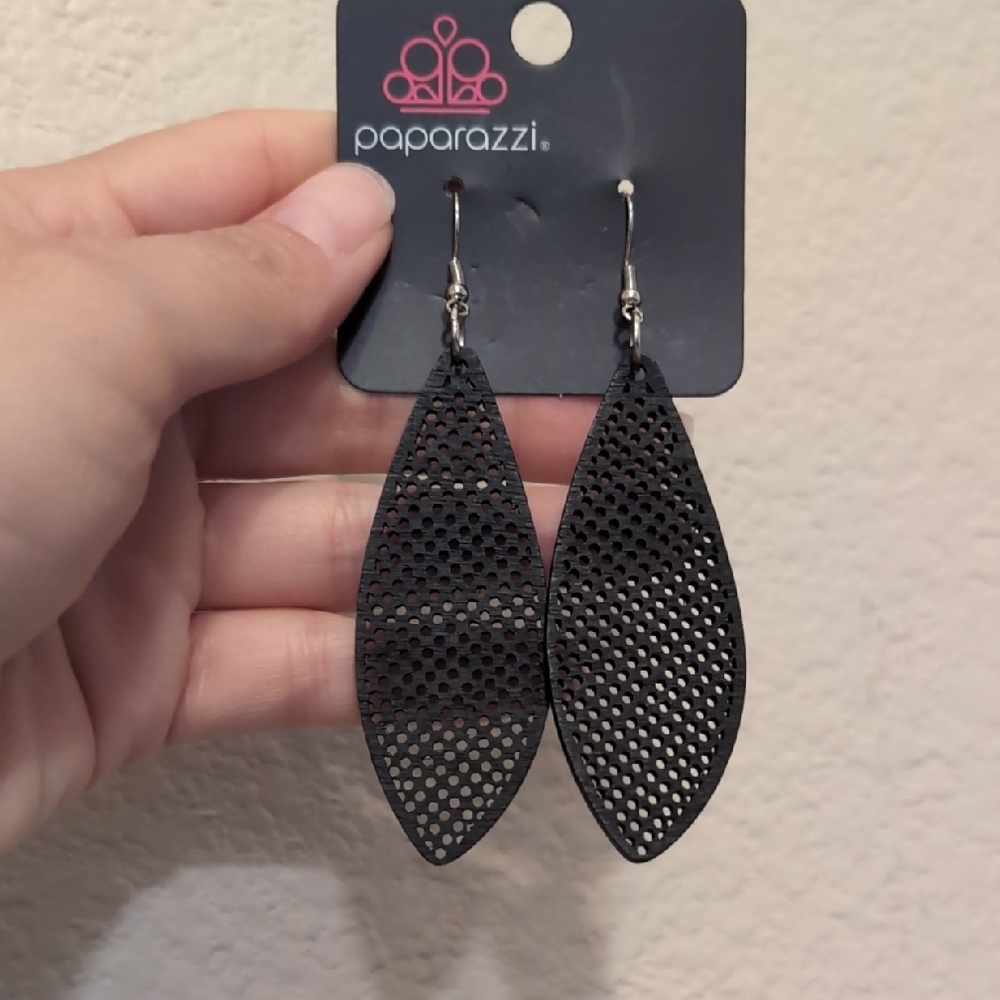 Paparazzi Black Mesh Teardrop Earrings